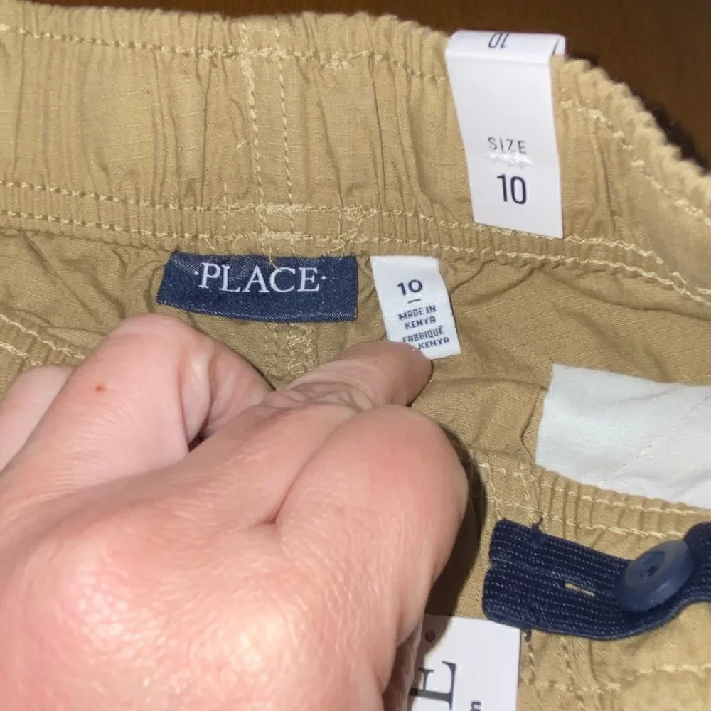 Nwt the childrens place khaki shorts